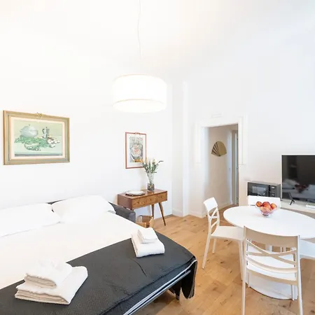 Cavour In The Center Of Apartamento